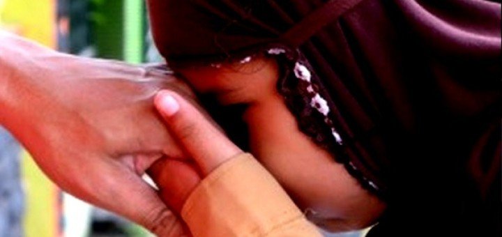 عورت کا بیعت ہونا کیسا؟